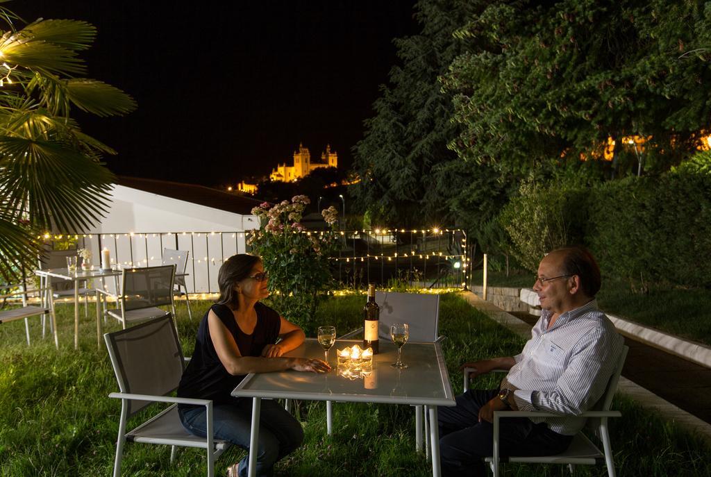 Hotel Parador Santa Catarina Миранда до Дуро Екстериор снимка