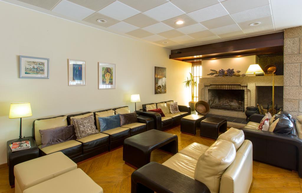 Hotel Parador Santa Catarina Миранда до Дуро Екстериор снимка